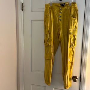 Yellow Pants Size M.